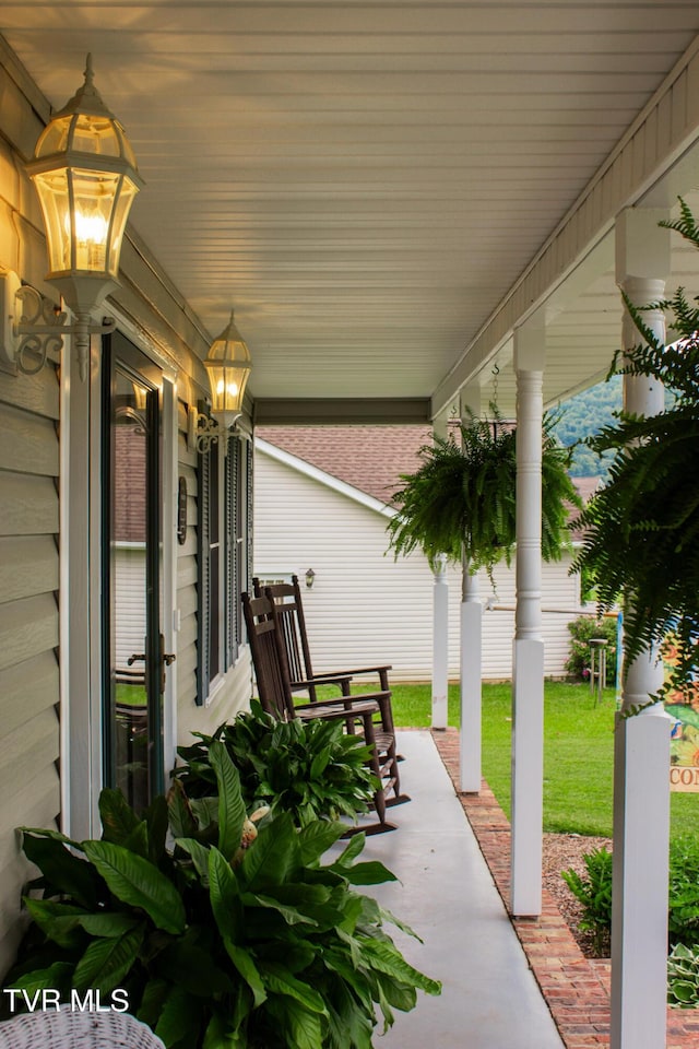 519 Foxgate Dr, Erwin, TN 37650 - view of patio / terrace with a porch