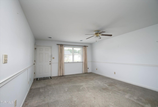 1544 Jessee St Unit Y, Kingsport, TN 37664 - unfurnished room featuring a ceiling fan and carpet