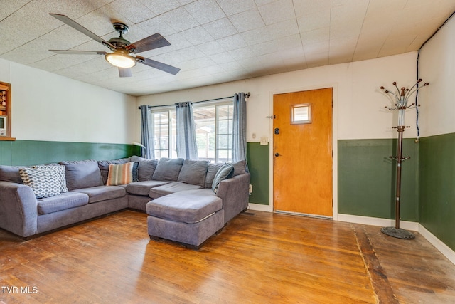7175 Reedy Creek Rd, Bristol, VA 24202 - living room with wood finished floors and a ceiling fan