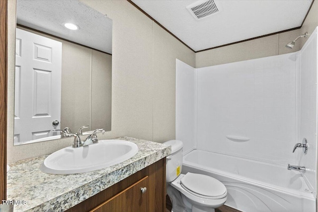 113 Hicks Dr, Johnson City, TN 37615 - full bathroom featuring toilet, bathtub / shower combination, and vanity