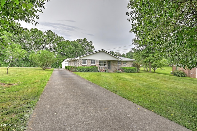 131 Circle Dr, Surgoinsville, TN 37873 - photo 1