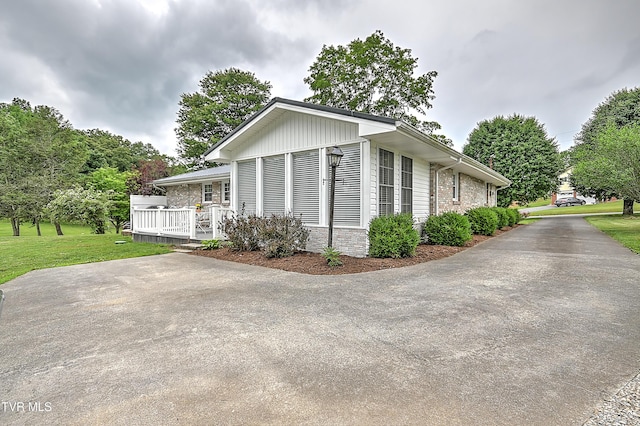 131 Circle Dr, Surgoinsville, TN 37873 - photo 33