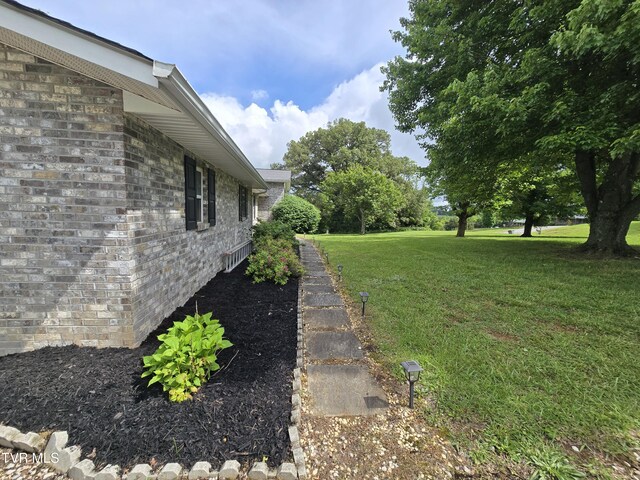 1382 Elijah Martin Rd, Whitesburg, TN 37891 - view of grassy yard