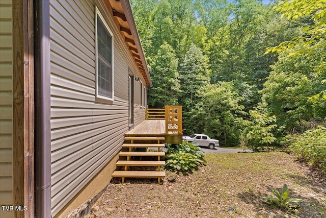 108 Chock Creek Rd, Johnson City, TN 37601 - view of side of home featuring a wooden deck