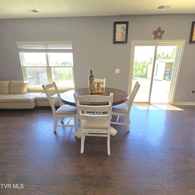 2358 Stream View Ln, Morristown, TN 37814 - dining space featuring dark wood-style flooring and baseboards