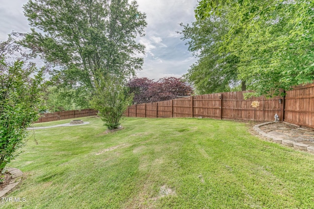 115 Dover Ln, Bristol, TN 37620 - view of yard with an outdoor fire pit