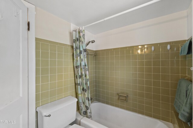 108 S Rogers St, Rogersville, TN 37857 - full bath featuring shower / bath combo and toilet