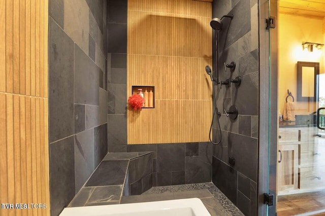 833 Duck Creek Rd, Sneedville, TN 37869 - full bath featuring a tile shower