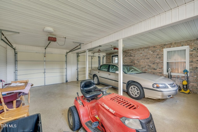 253 Fairford Ln, Blountville, TN 37617 - view of garage