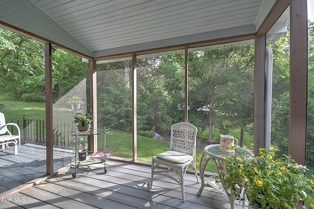 4619 Merrywood Ave, Kingsport, TN 37664 - unfurnished sunroom with lofted ceiling