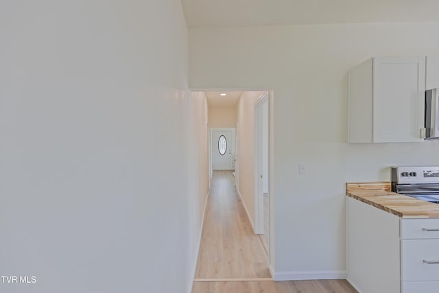 329 Clinch St, Kingsport, TN 37660 - hallway with light wood-type flooring and baseboards