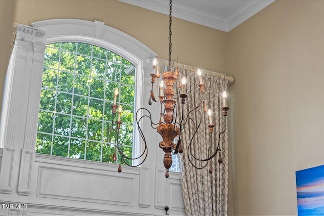 114 Highland Gate Dr, Johnson City, TN 37615 - entryway featuring crown molding