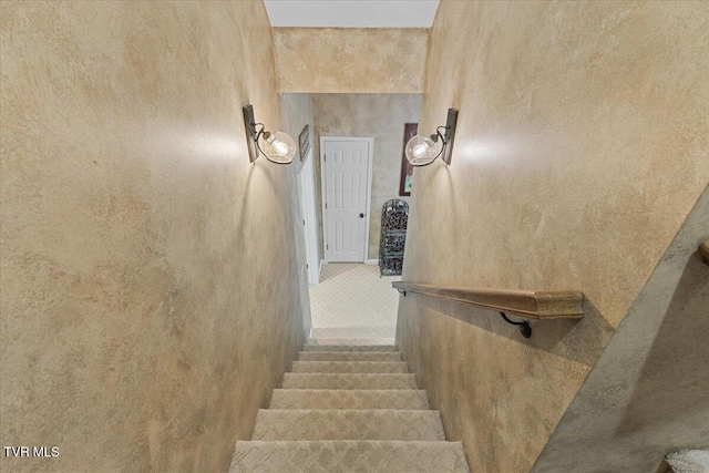 114 Highland Gate Dr, Johnson City, TN 37615 - view of stairway