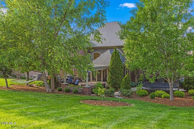 114 Highland Gate Dr, Johnson City, TN 37615 - view of green lawn featuring a patio area