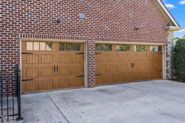114 Highland Gate Dr, Johnson City, TN 37615 - view of garage