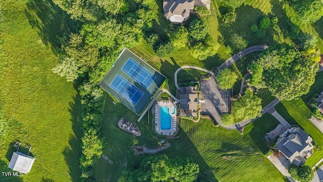 114 Highland Gate Dr, Johnson City, TN 37615 - drone / aerial view of a pool