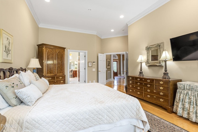 21390 Sheffield Ct, Abingdon, VA 24210 - bedroom featuring light wood finished floors, ornamental molding, and recessed lighting