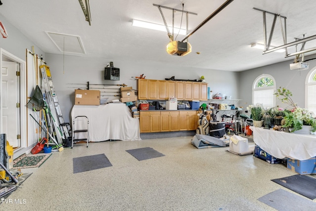 21390 Sheffield Ct, Abingdon, VA 24210 - garage featuring a garage door opener