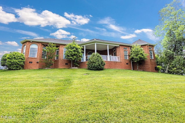 21390 Sheffield Ct, Abingdon, VA 24210 - view of front of property with brick siding, crawl space, and a front lawn