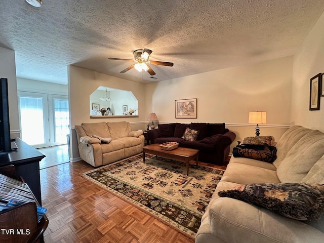 210 Spring St Unit C3, Blountville, TN 37617 - living room with ceiling fan and a textured ceiling