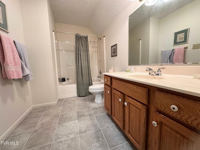 210 Spring St Unit C3, Blountville, TN 37617 - bathroom with toilet, shower / tub combo, vanity, a textured ceiling, and baseboards