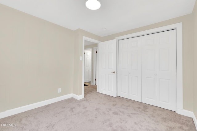 1241 Virginia Ave, Bristol, TN 37620 - unfurnished bedroom featuring carpet floors, baseboards, and a closet