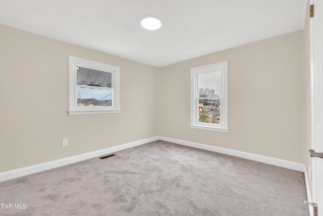 1241 Virginia Ave, Bristol, TN 37620 - empty room featuring carpet flooring and baseboards