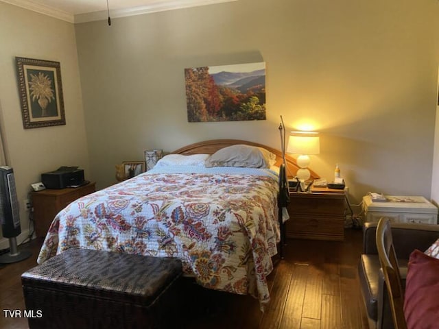 405 Coldwater Dr Unit 405, Johnson City, TN 37601 - bedroom featuring dark wood finished floors and ornamental molding