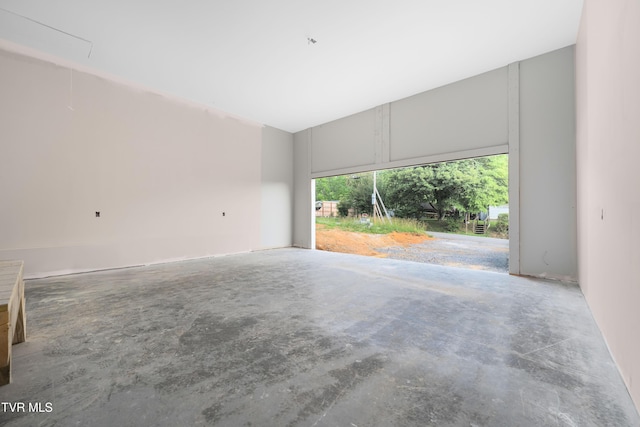 3313 Mckinley Rd, Johnson City, TN 37604 - view of garage