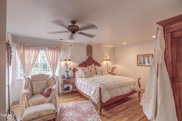 5621 John Gaines Blvd, Kingsport, TN 37664 - bedroom featuring recessed lighting, light wood-style floors, ceiling fan, and baseboards