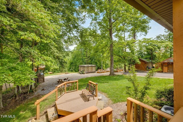 438 Willow Springs Rd, Elizabethton, TN 37643 - photo 14