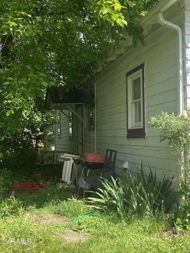 4228 Sullivan Gardens Dr, Kingsport, TN 37660 - view of property exterior