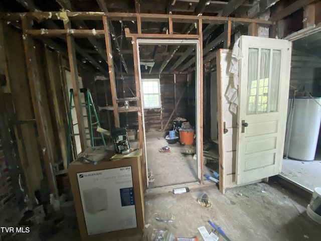 4228 Sullivan Gardens Dr, Kingsport, TN 37660 - basement with water heater