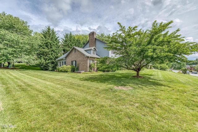 3510 Bondwood Cir, Johnson City, TN 37604 - view of green lawn