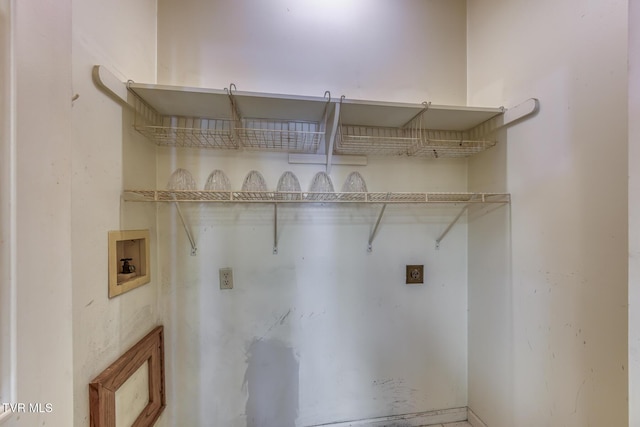 3510 Bondwood Cir, Johnson City, TN 37604 - laundry room with hookup for a washing machine and electric dryer hookup