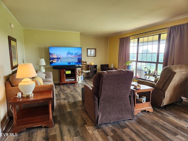 7083 Saint Clair Rd, Whitesburg, TN 37891 - living area featuring ornamental molding, dark wood finished floors, and baseboards