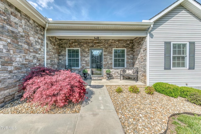 171 Brighton Pl, Bristol, TN 37620 - doorway to property featuring stone siding