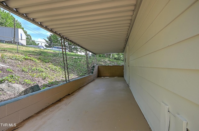 2221 Elizabethton Hwy, Johnson City, TN 37601 - view of patio / terrace with a carport