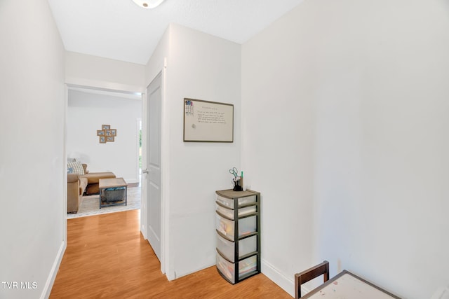120 Stine St, Bristol, TN 37620 - hall featuring light wood-style floors and baseboards