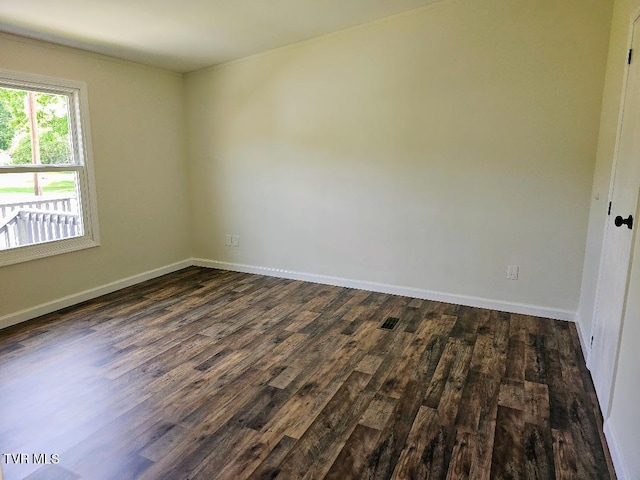 8929 Gateway Dr, Wise, VA 24293 - unfurnished room with dark wood-style flooring and baseboards