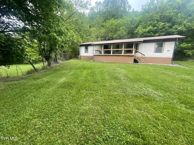 763 Sloantown Rd, Duffield, VA 24244 - view of front of property with a front lawn and a wooded view