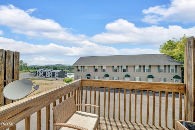 38 Lake Village Ct Unit 38, Johnson City, TN 37601 - wooden terrace featuring a residential view