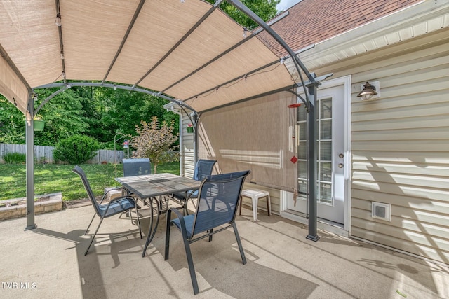620 Glen Oaks Pl, Johnson City, TN 37615 - view of patio featuring outdoor dining area