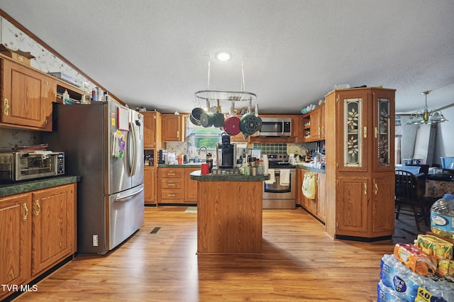 1032 Pleasant Dr, Jonesborough, TN 37659