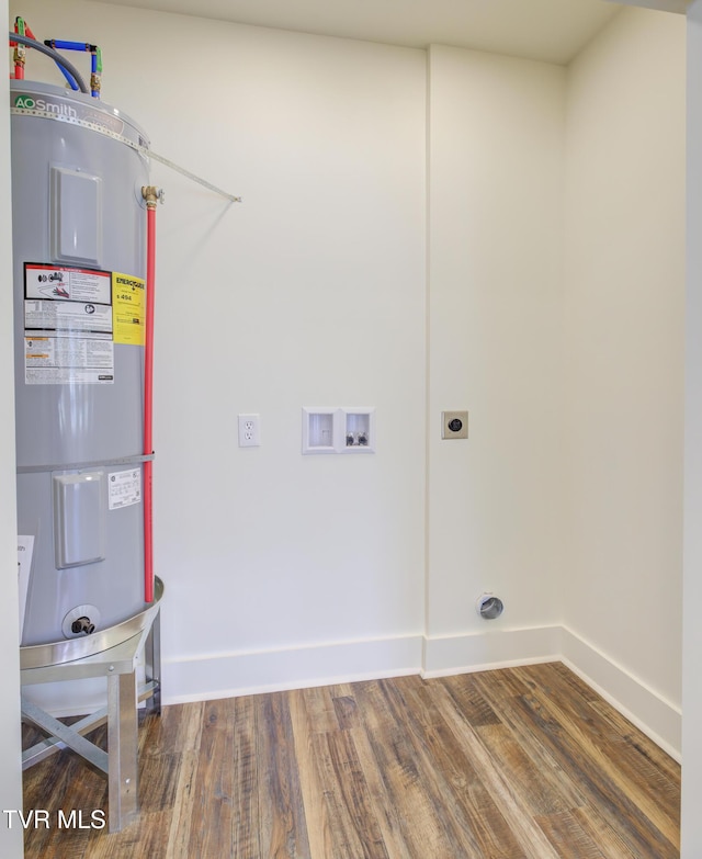 408 Levelin St, Erwin, TN 37650 - utility room with water heater