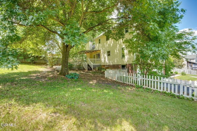 219 Meridale Dr, Johnson City, TN 37601 - view of yard with a deck