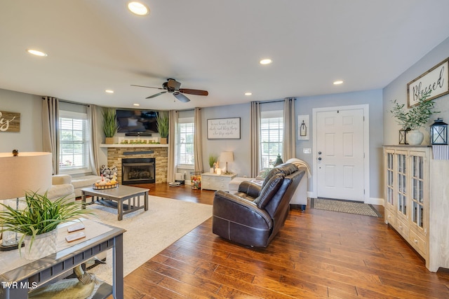 110 Emmanuel Dr, Johnson City, TN 37601 - living room featuring plenty of natural light, a fireplace, a ceiling fan, wood finished floors, and recessed lighting