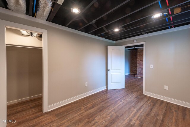 1236 Nassau Dr, Kingsport, TN 37660 - finished below grade area with wood finished floors and baseboards