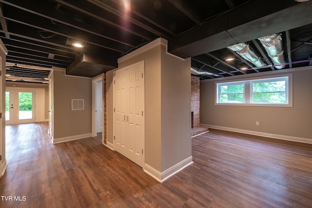 1236 Nassau Dr, Kingsport, TN 37660 - below grade area with baseboards and wood finished floors