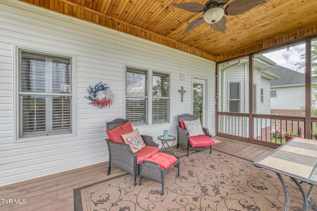 220 Michaels Ridge Blvd, Johnson City, TN 37615 - sunroom featuring a ceiling fan
